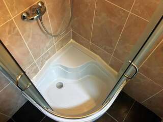 Мини-отель Мини-гостиница ЭкоДом Минск Стандартный двухместный номер с 2 отдельными кроватями-4